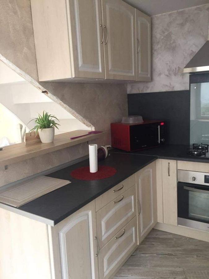 Petite Maison Au Coeur De L Auvergne Jumeaux Ngoại thất bức ảnh